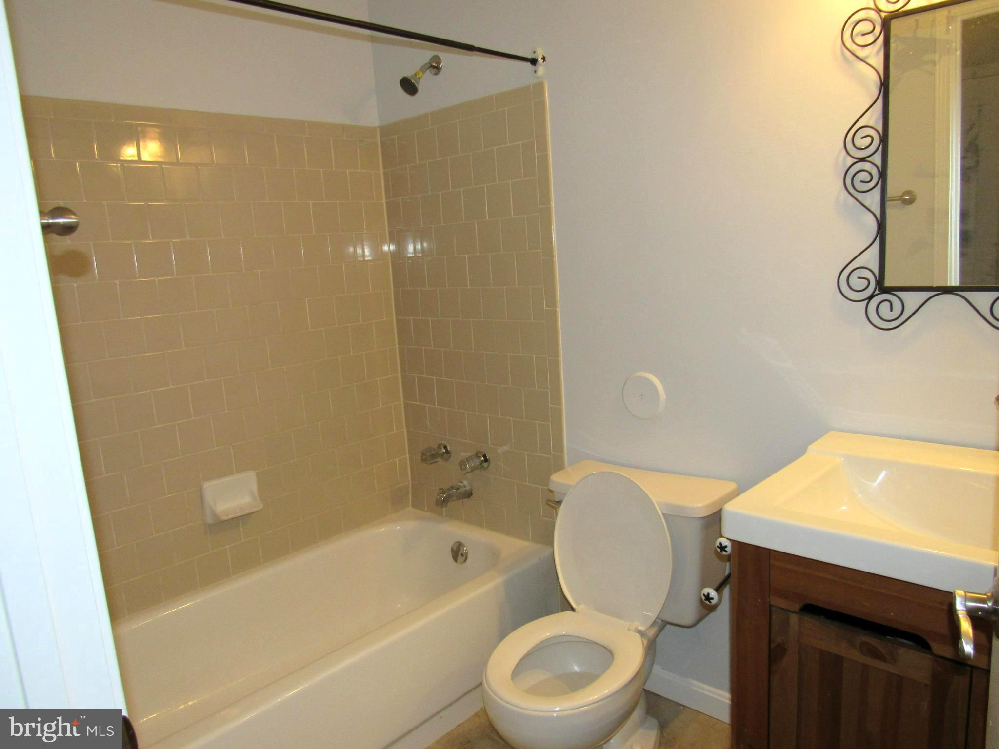 20991 Timber Ridge Terrace, Unit 102 Ashburn, VA 20147 - Photo 19 of 41 Gallery Image 19