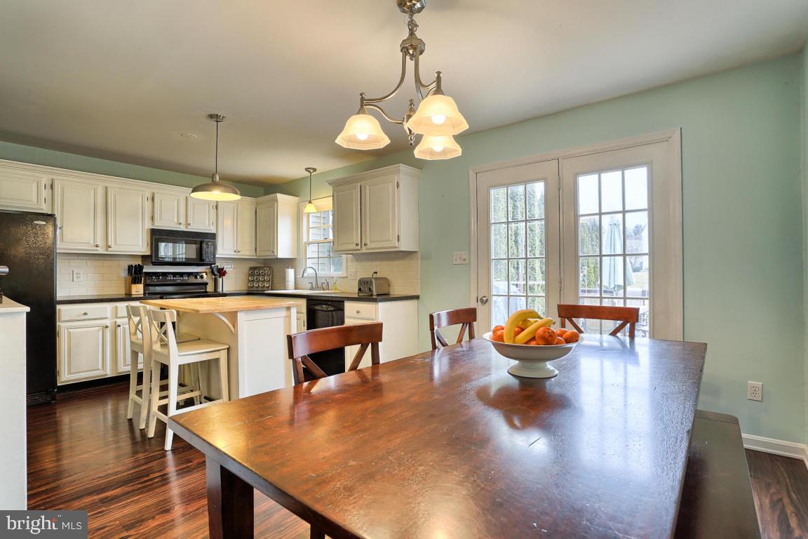 18 Laurie Lane Lititz, PA 17543 - Photo 11 of 28