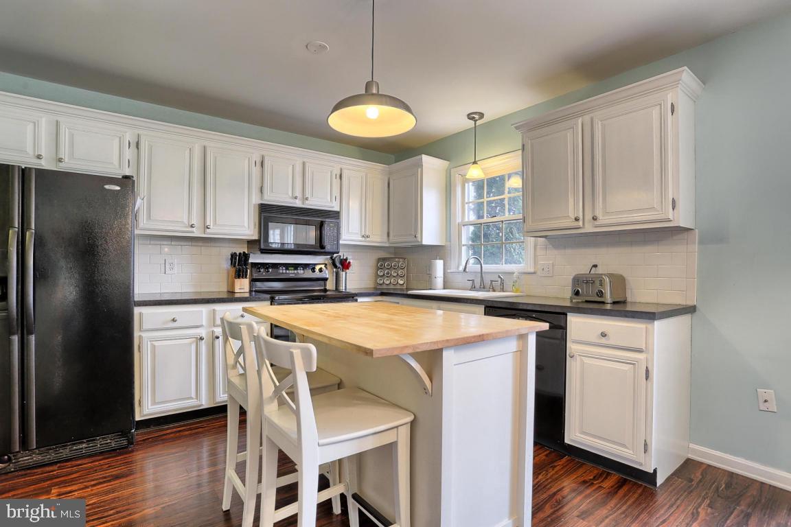 18 Laurie Lane Lititz, PA 17543 - Photo 15 of 28