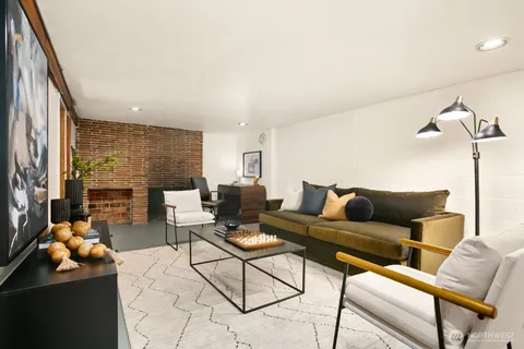 $1,150,000 | 4015 West Prosper Street, Seattle, WA 98199