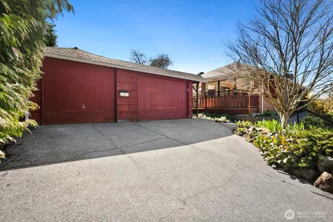 $1,150,000 | 4015 West Prosper Street, Seattle, WA 98199