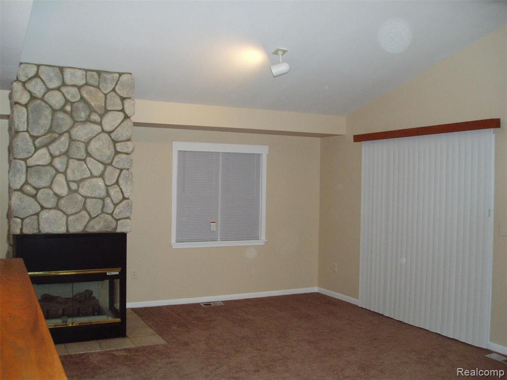 2191 North Milford Road Highland, MI 48357 - Photo 28 of 35