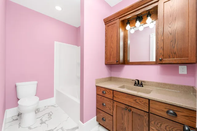 $329,000 | 218 South Oliver Street, Charlotte, MI 48813