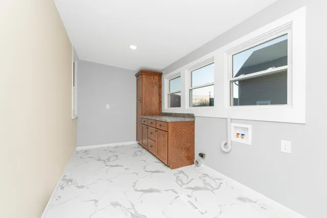 $329,000 | 218 South Oliver Street, Charlotte, MI 48813