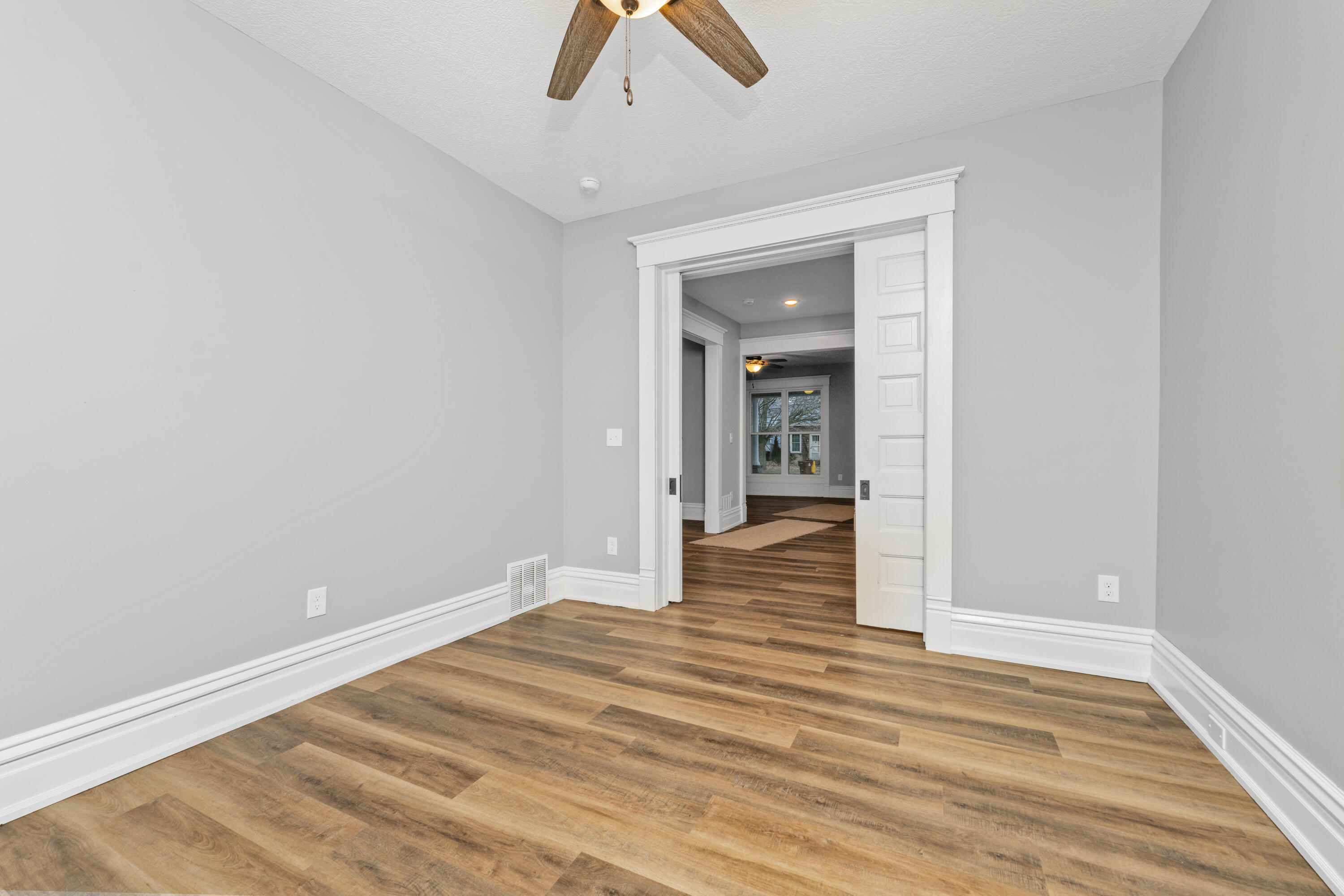 218 South Oliver Street Charlotte, MI 48813 - Photo 22 of 33 DSC02010(1)