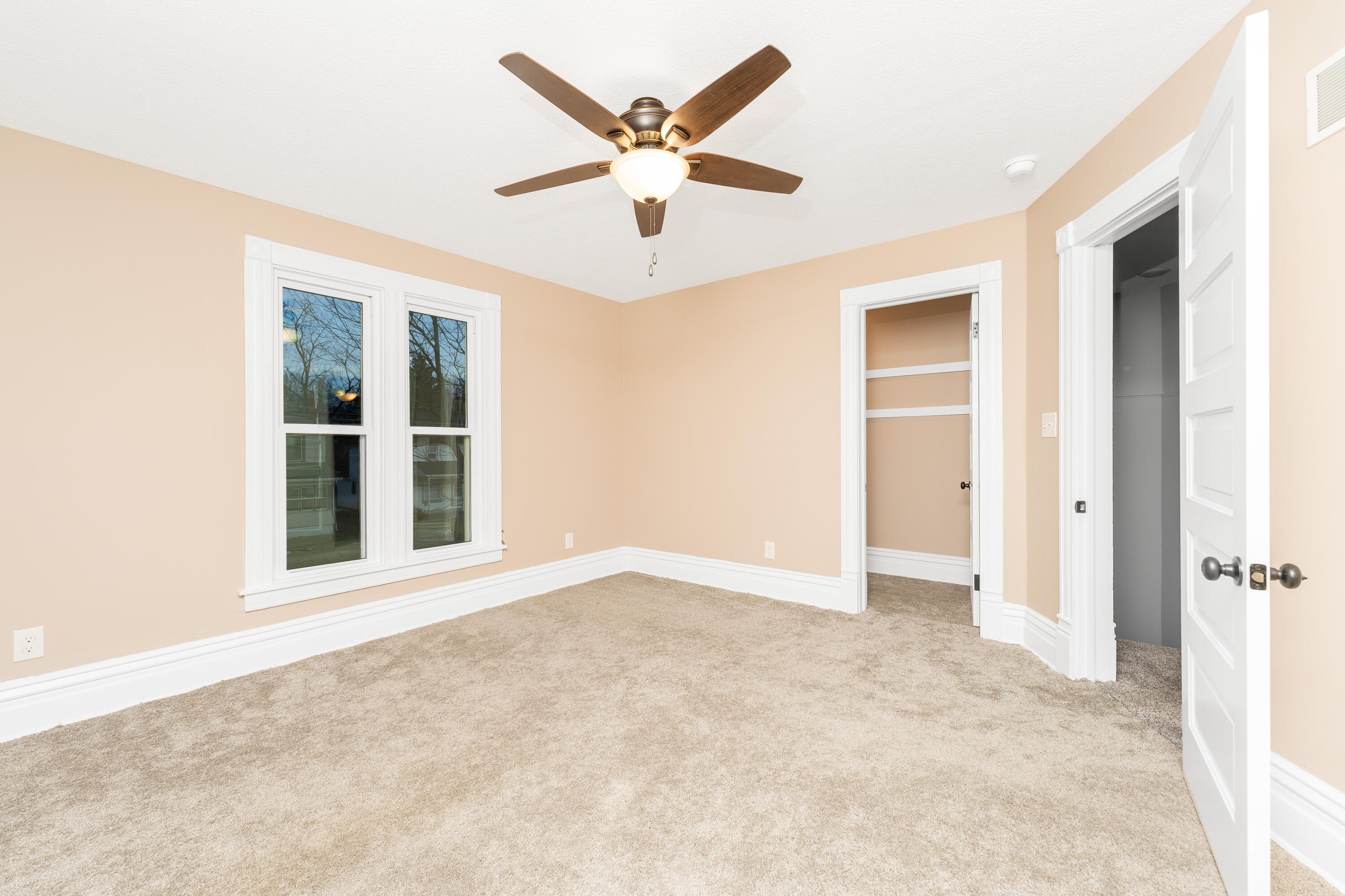 218 South Oliver Street Charlotte, MI 48813 - Photo 25 of 33 DSC02025