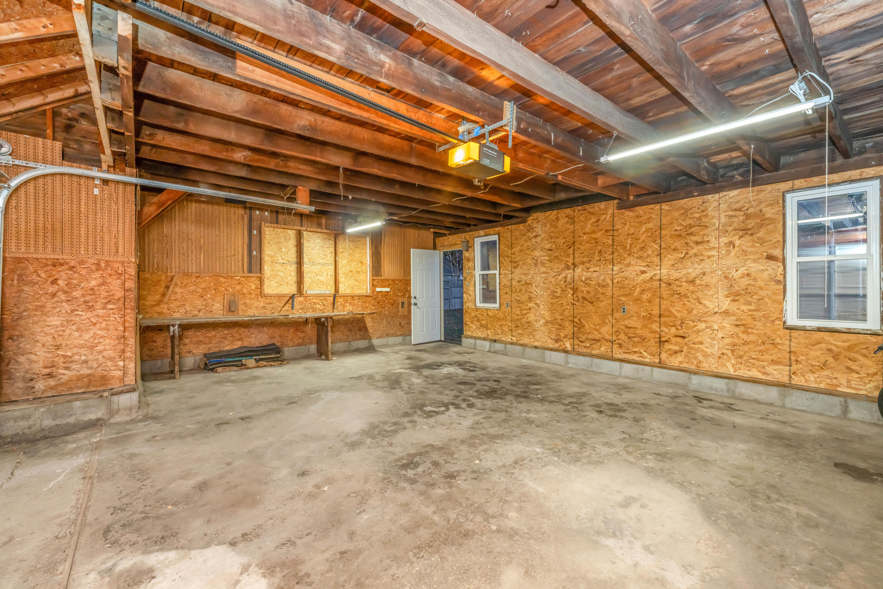 218 South Oliver Street Charlotte, MI 48813 - Photo 33 of 33 DSC02034