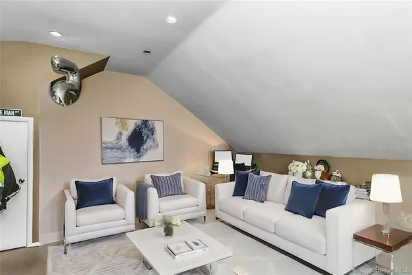 $940,000 | 2864 Wilson Avenue, Bellmore, NY 11710