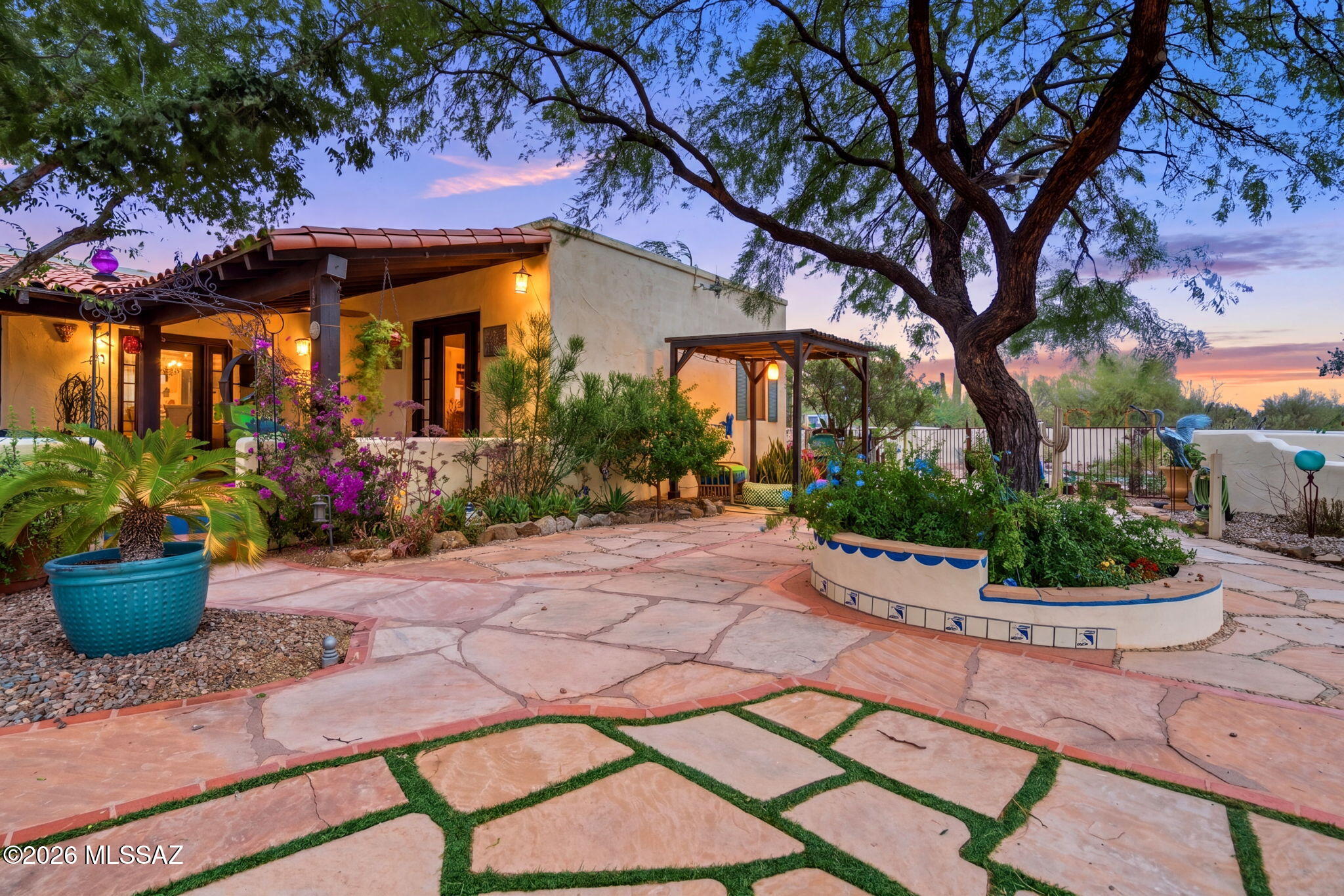5105 North Our Road Tucson, AZ 85743 - Photo 3 of 46