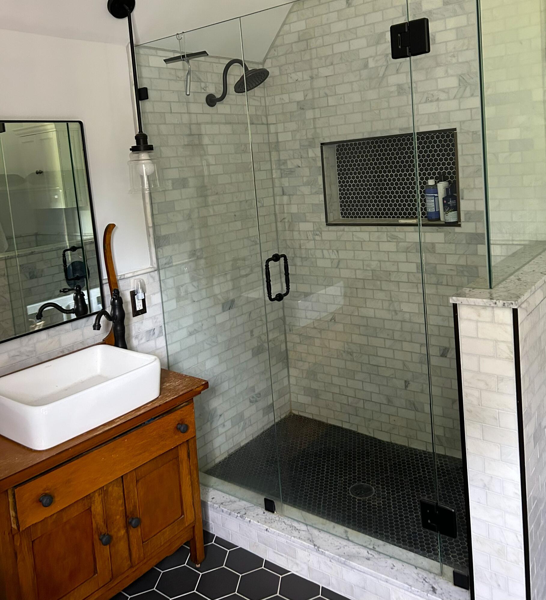 48 South Sashabaw Road Ortonville, MI 48462 - Photo 13 of 40 IMG_2277 bath 1 b