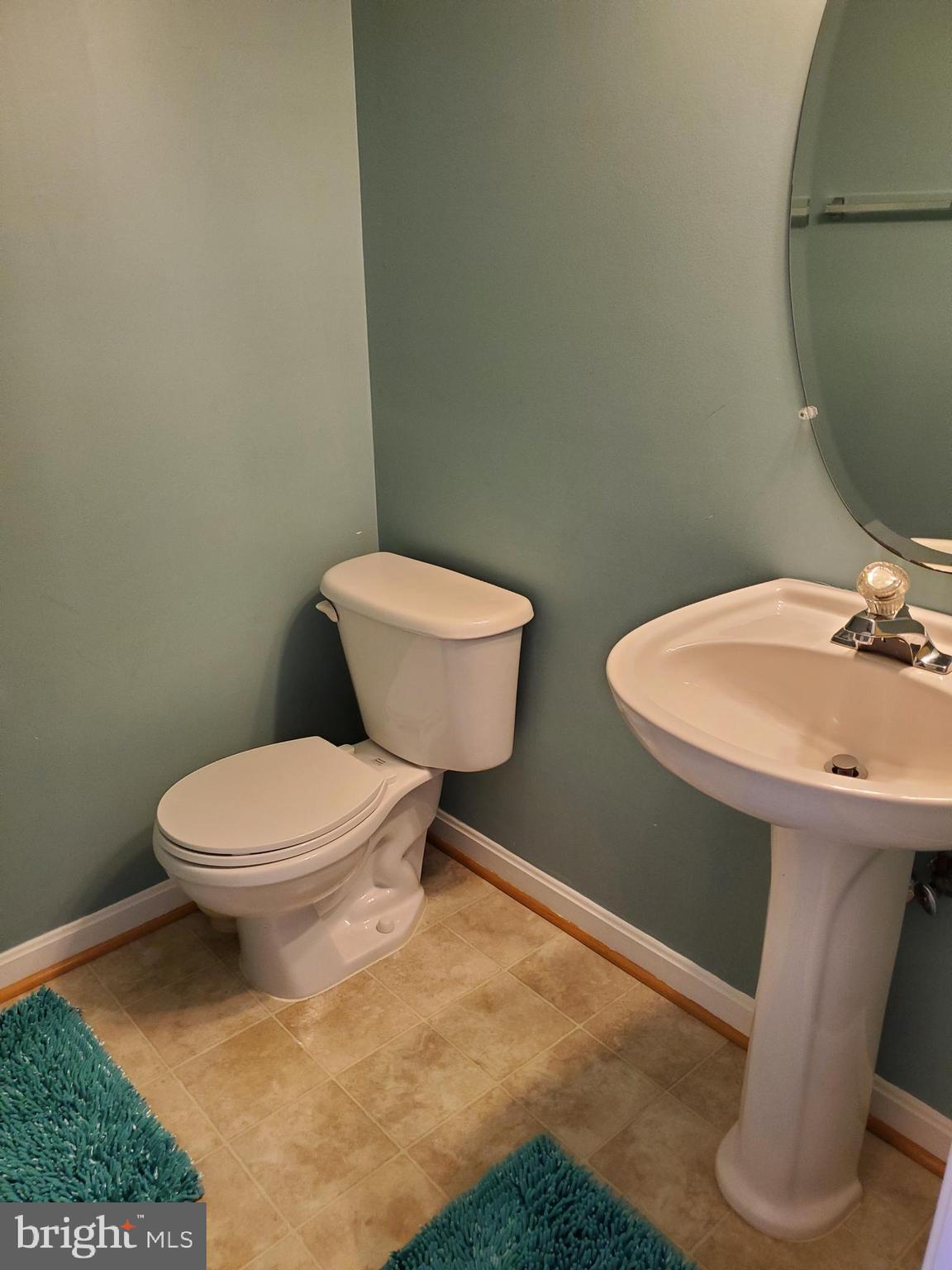 9072 Two Bays Road Lorton, VA 22079 - Photo 22 of 36 Gallery Image 22