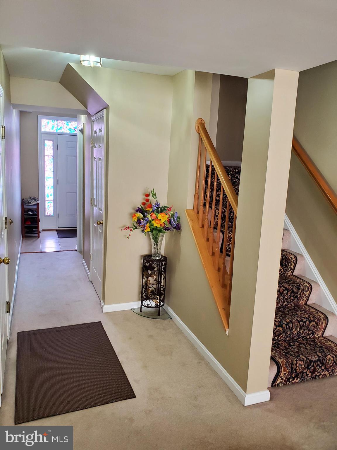 9072 Two Bays Road Lorton, VA 22079 - Photo 4 of 36 Gallery Image 4