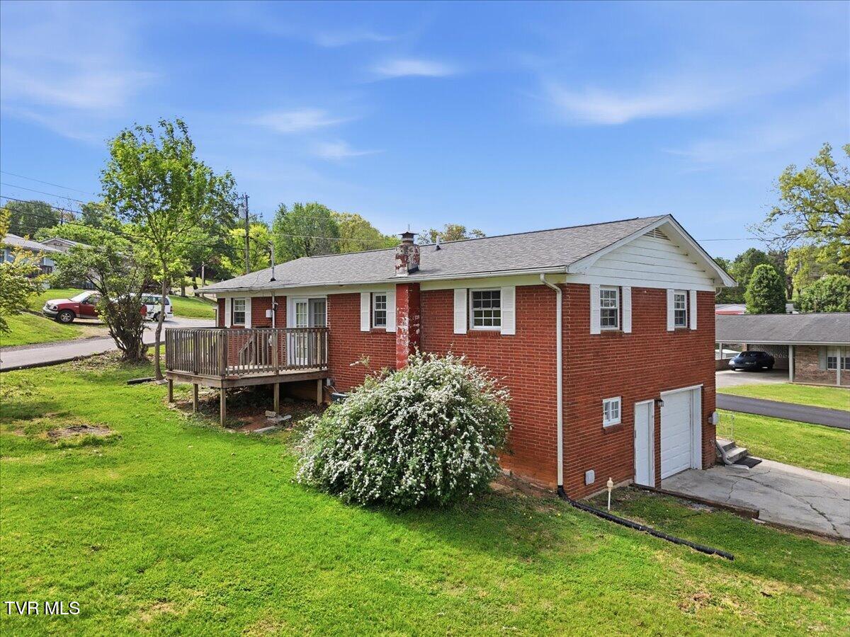 1106 Lockhart Road Jefferson City, TN 37760 - Photo 15 of 26 15-004_DJI_20260414112308_0229_D