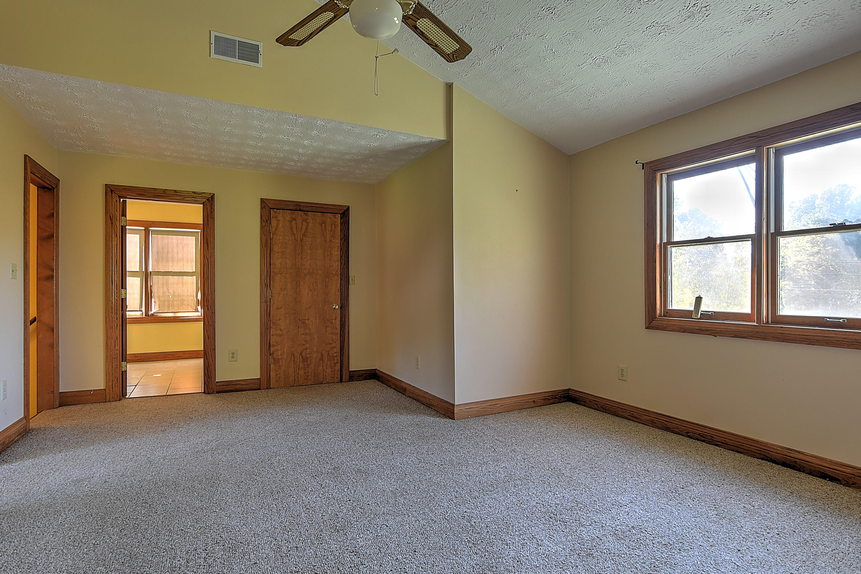 3709 Cherokee Road Jonesborough, TN 37659 - Photo 26 of 40 3709 Cherokee-25