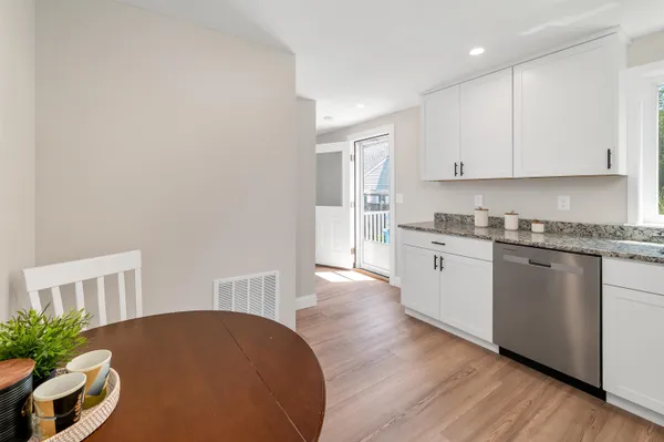 $4,250 | 3 Madison Street, Newburyport, MA 01950