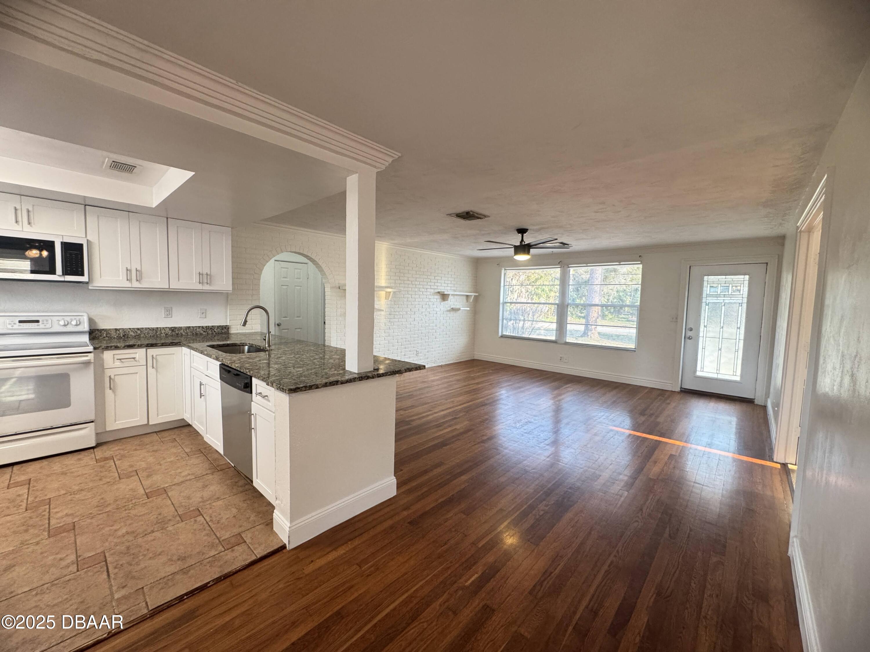 41 Orchard Street Ormond Beach, FL 32174 - Photo 6 of 27 IMG_1285