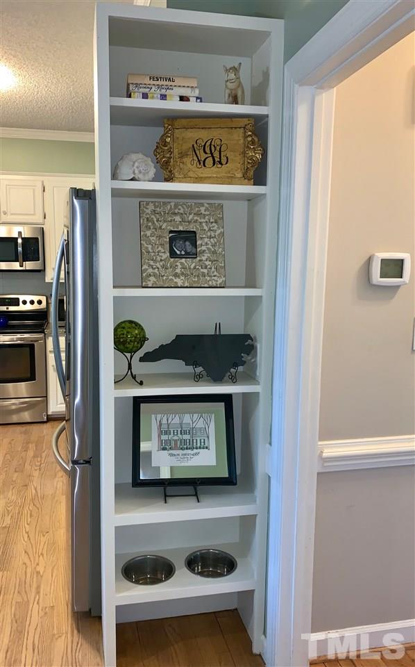 11921 Pembridge Lane Raleigh, NC 27613 - Photo 11 of 18 Gallery Image 11