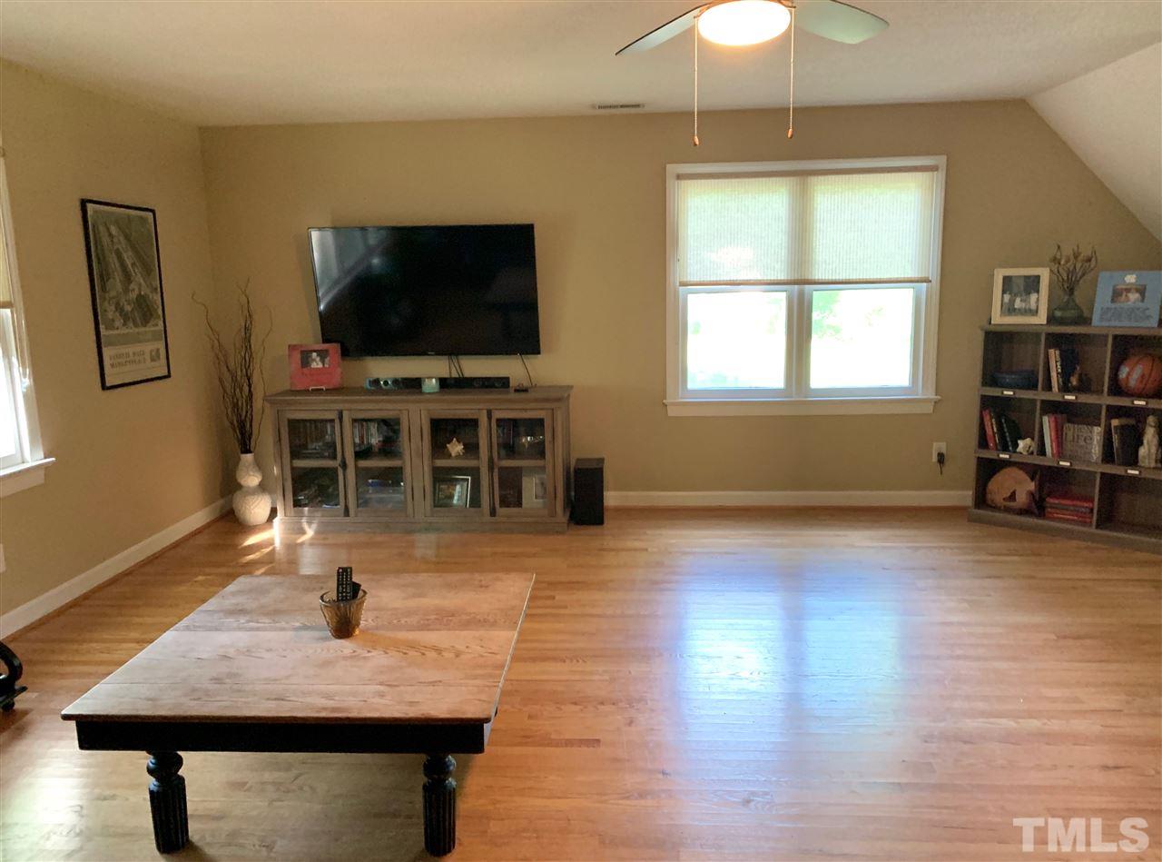 11921 Pembridge Lane Raleigh, NC 27613 - Photo 18 of 18 Gallery Image 18