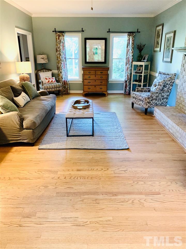 11921 Pembridge Lane Raleigh, NC 27613 - Photo 5 of 18 Gallery Image 5