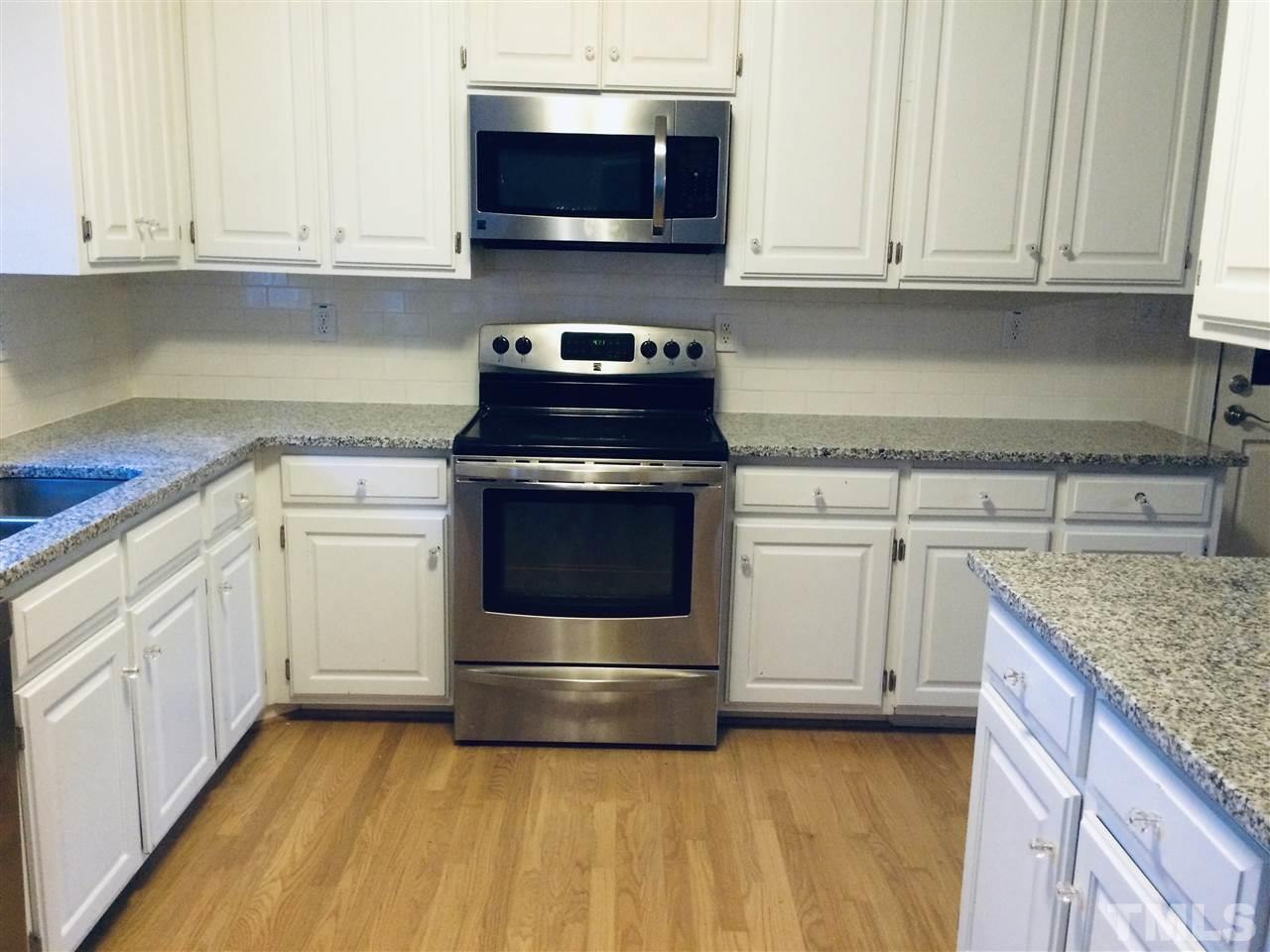 11921 Pembridge Lane Raleigh, NC 27613 - Photo 8 of 18 Gallery Image 8