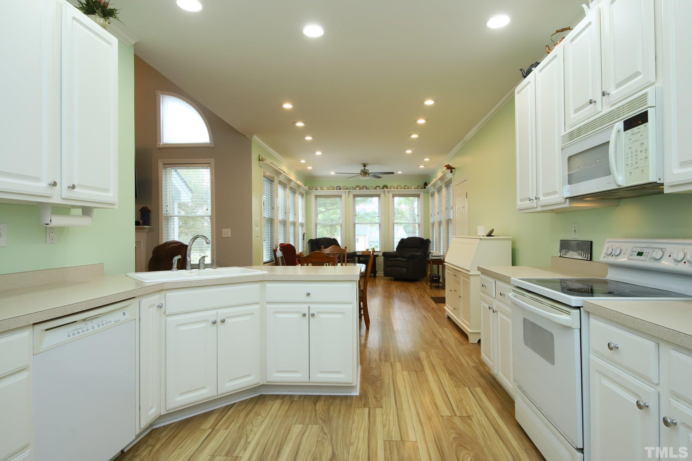 1013 Portico Place Raleigh, NC 27603 - Photo 11 of 27 Gallery Image 11