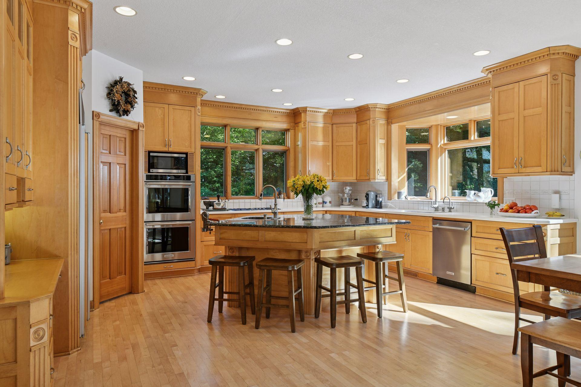 5455 Timber Trail Independence, MN 55359 - Photo 9 of 68 Gallery Image 9