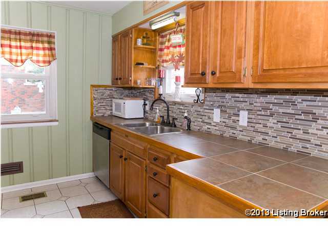 8208 Smithton Road Louisville, KY 40219 - Photo 4 of 23 Additional Photo
