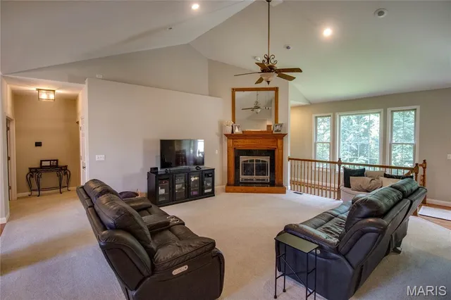 $560,000 | 1689 F S Road, Medora, IL 62063