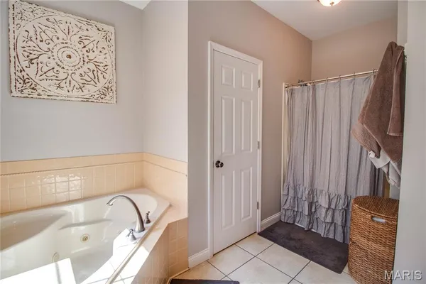 $540,000 | 1689 F S Road, Medora, IL 62063