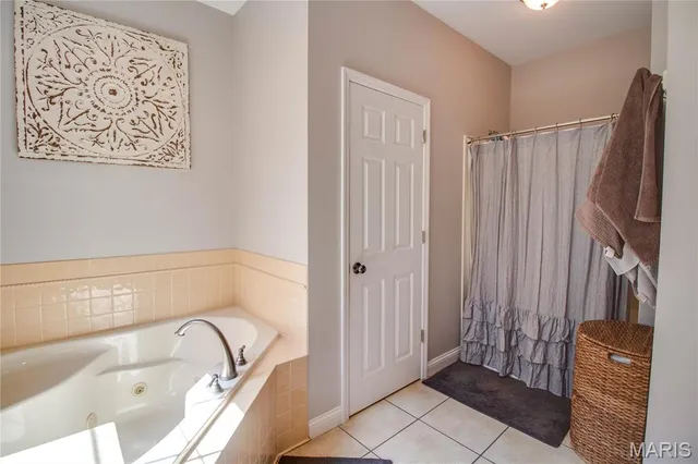 $560,000 | 1689 F S Road, Medora, IL 62063