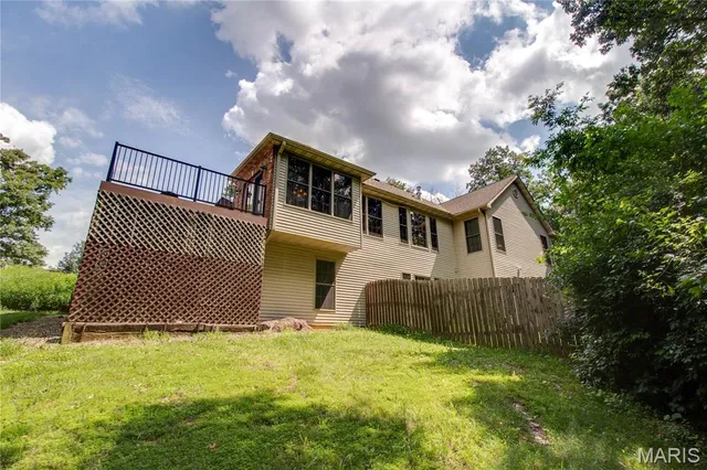 $560,000 | 1689 F S Road, Medora, IL 62063