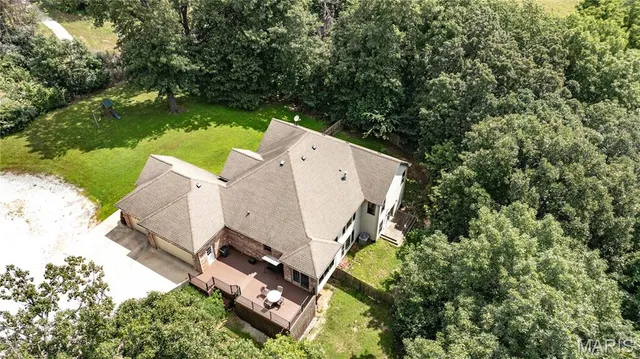 $560,000 | 1689 F S Road, Medora, IL 62063