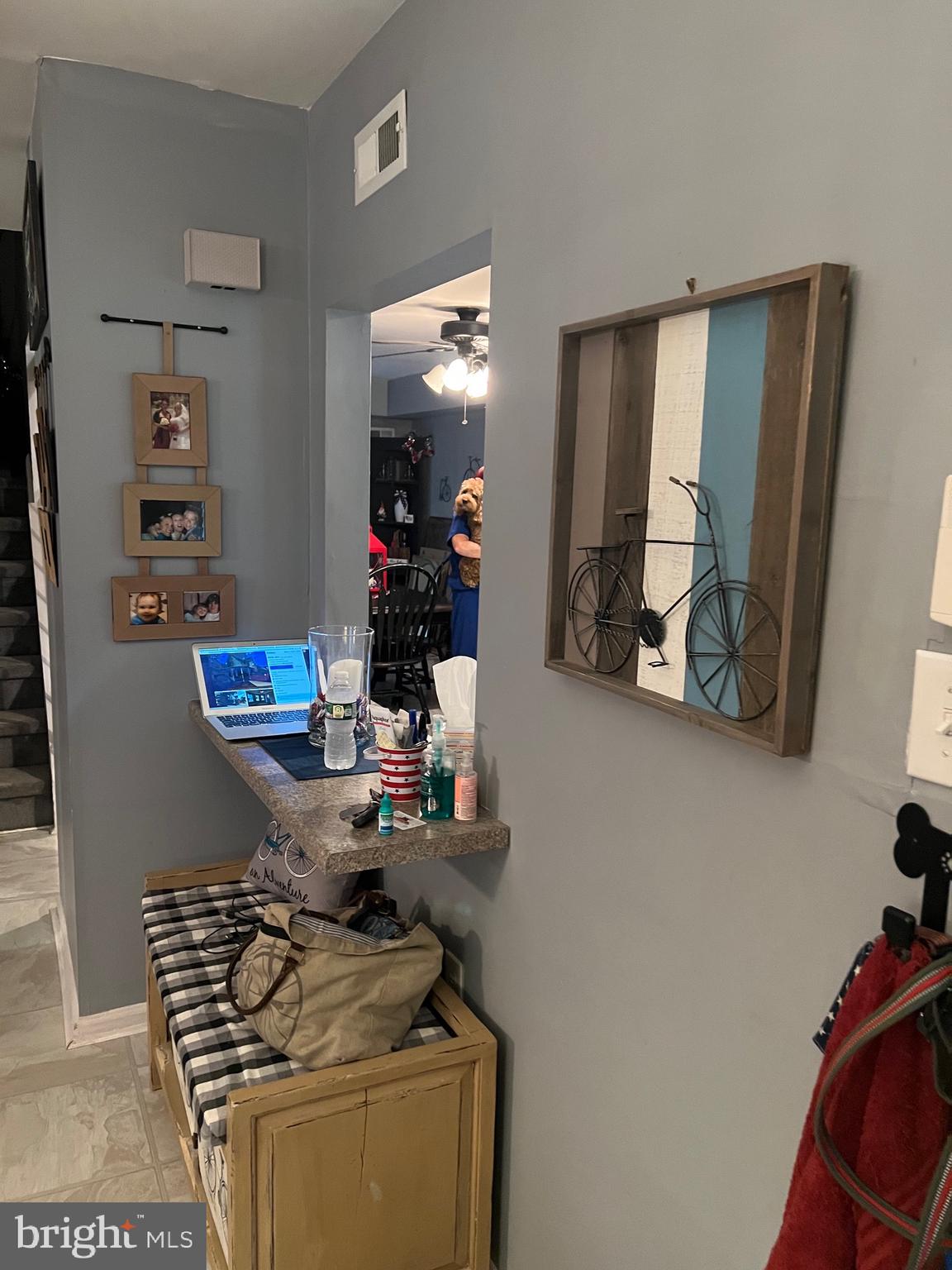 30 Dickenson Drive Sicklerville, NJ 08081 - Photo 5 of 29 Entry Cutout from Kitchen looking into Livingroom