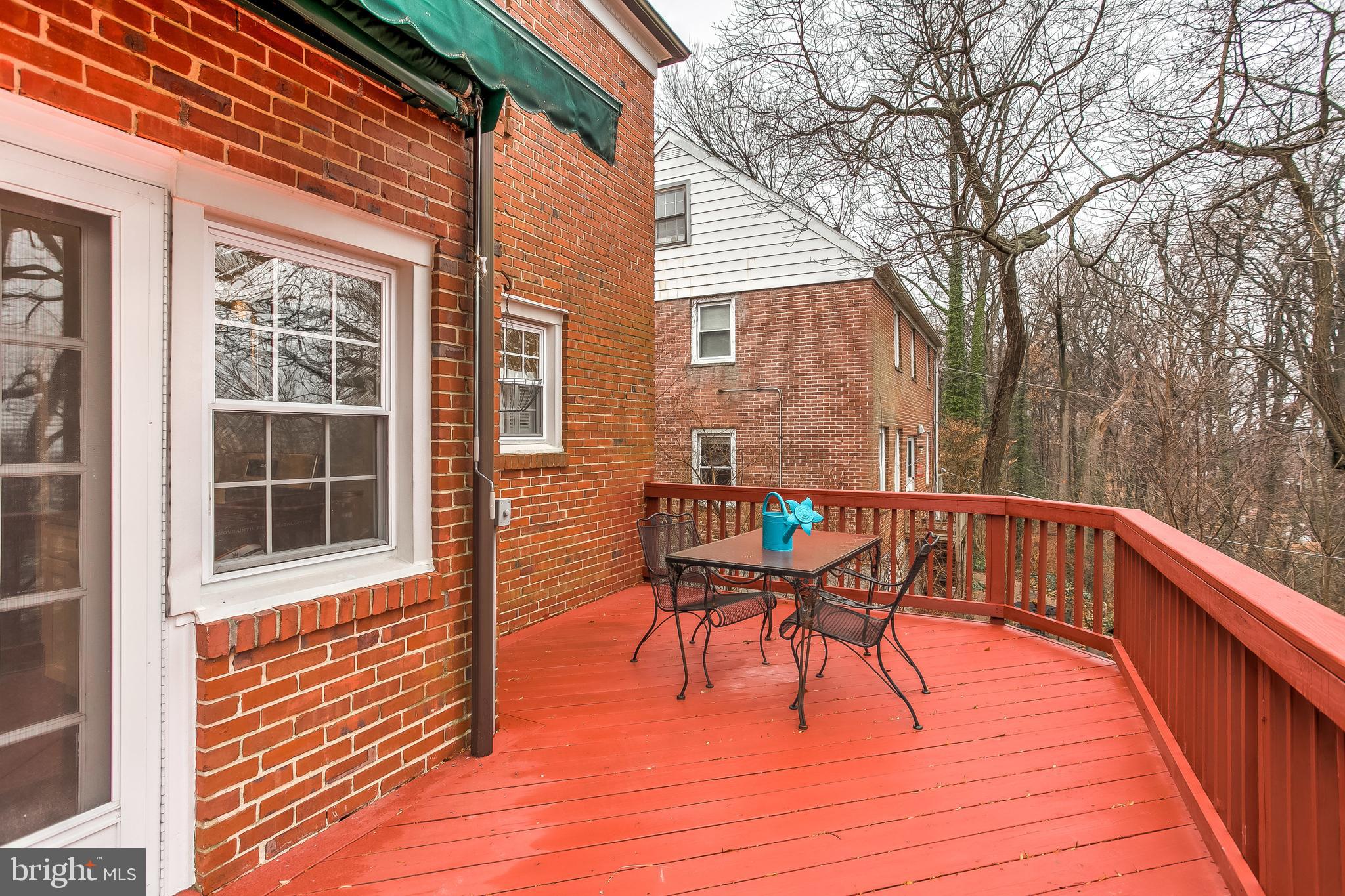508 West Joppa Road Towson, MD 21204 - Photo 22 of 48 large deck off of kitchen