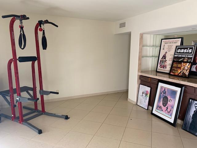 1862 Sandcliff Road Palm Springs, CA 92264 - Photo 10 of 16 Sandcliff_1862 workout