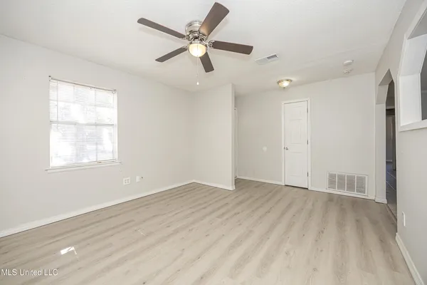 $1,500 | 5019 Cambridge Drive, Pascagoula, MS 39581