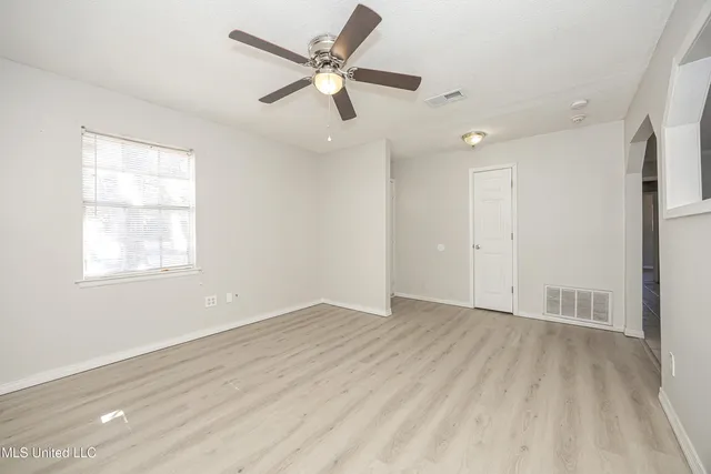 $1,500 | 5019 Cambridge Drive, Pascagoula, MS 39581