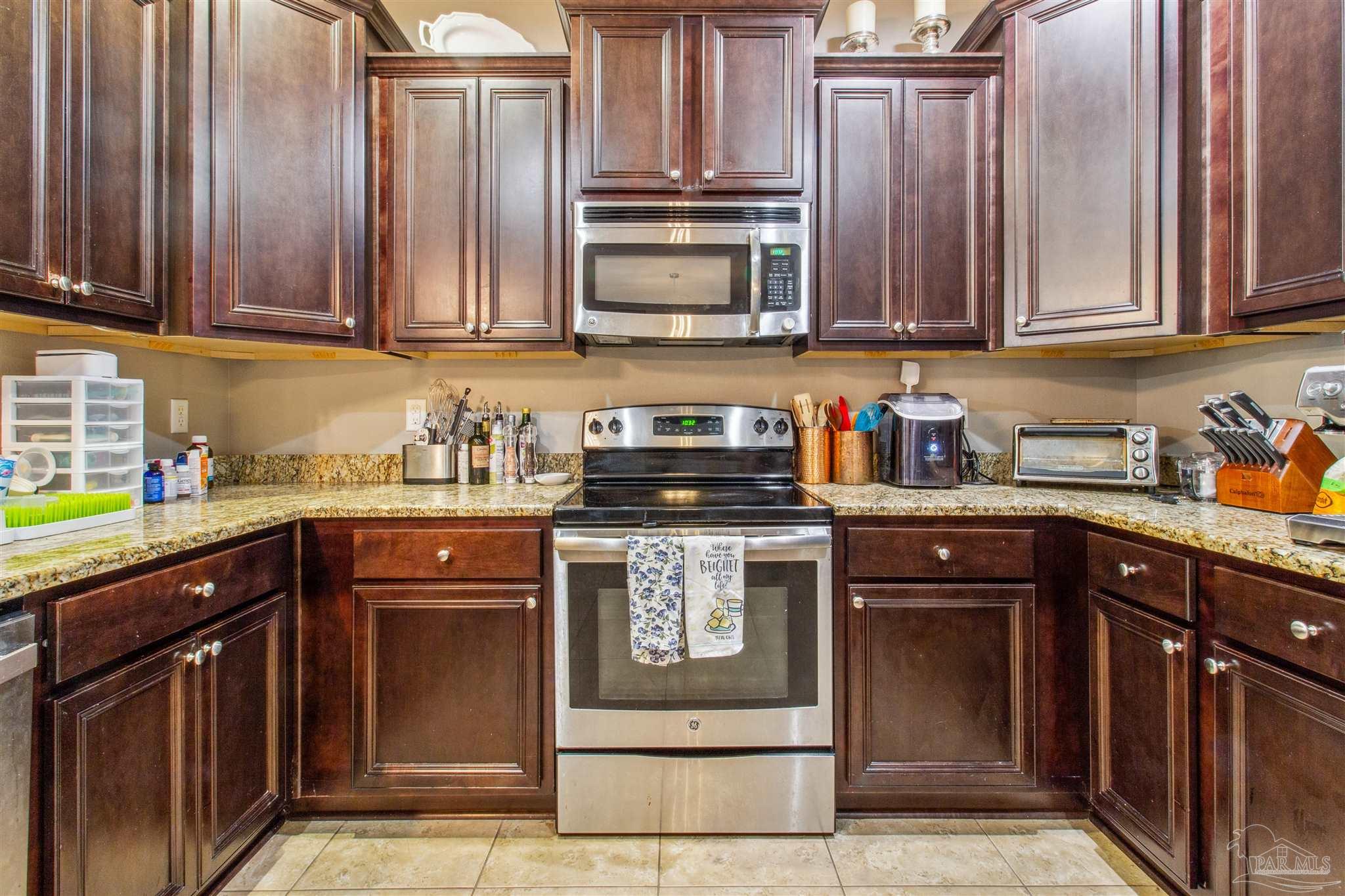 785 Farmington Road Pensacola, FL 32504 - Photo 12 of 44 Gallery Image 12