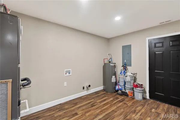 $249,500 | 160 Ripley 160E, Fairdealing, MO 63953