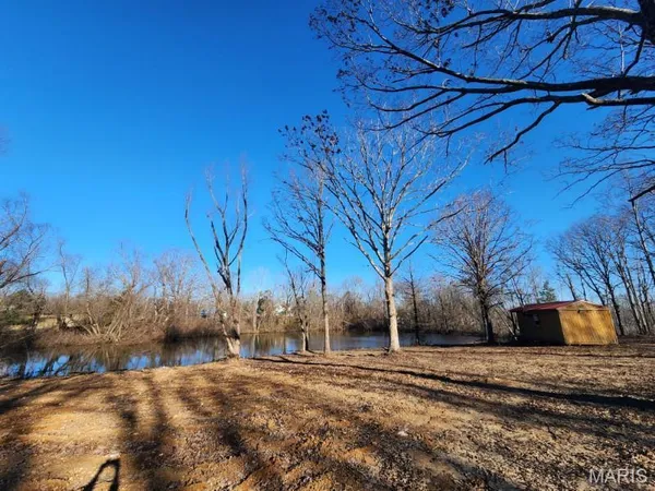 $249,500 | 160 Ripley 160E, Fairdealing, MO 63953