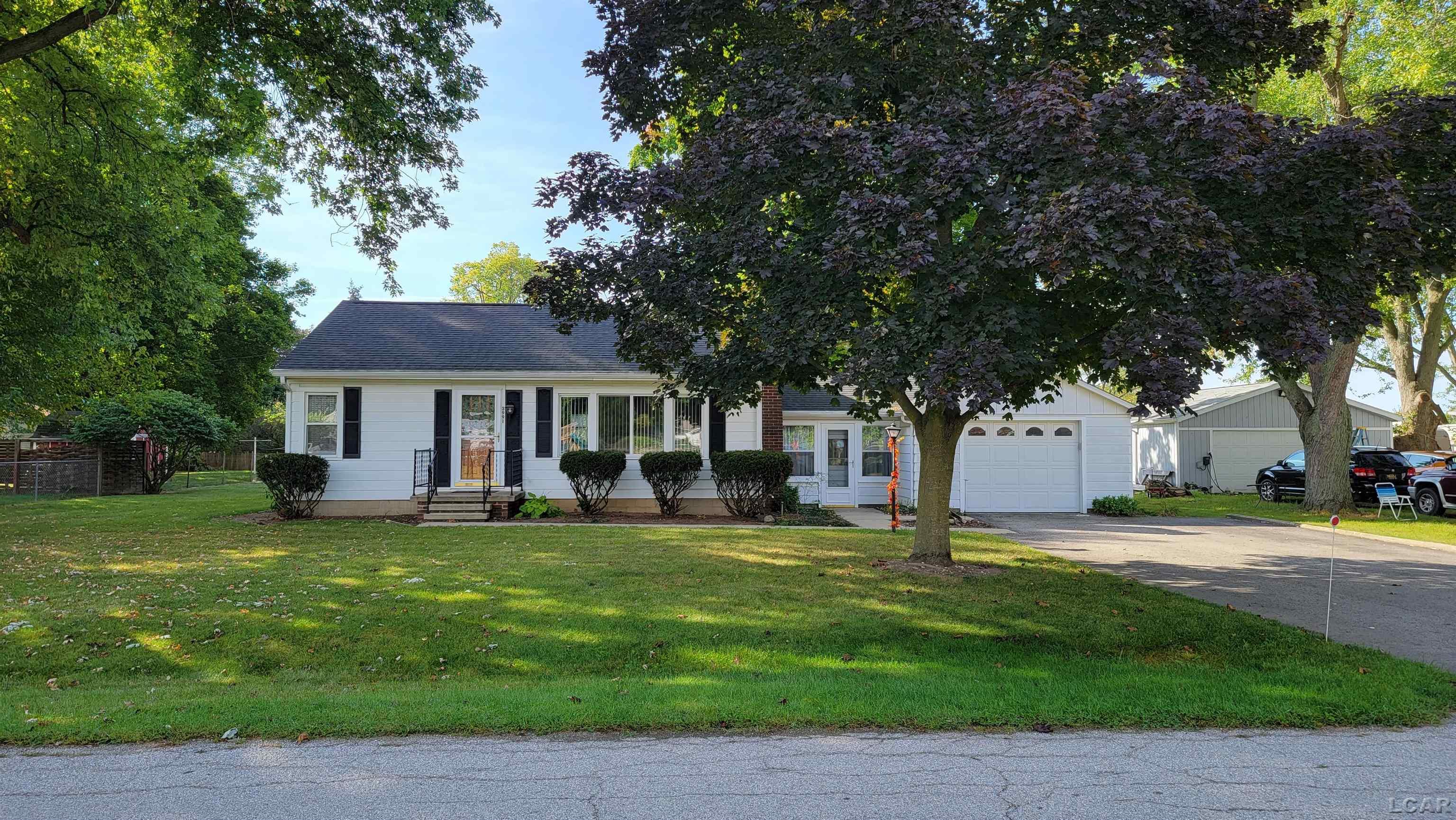 3991 Kaiser Road Tecumseh, MI 49286 - Photo 42 of 46 50090689-41.JPG