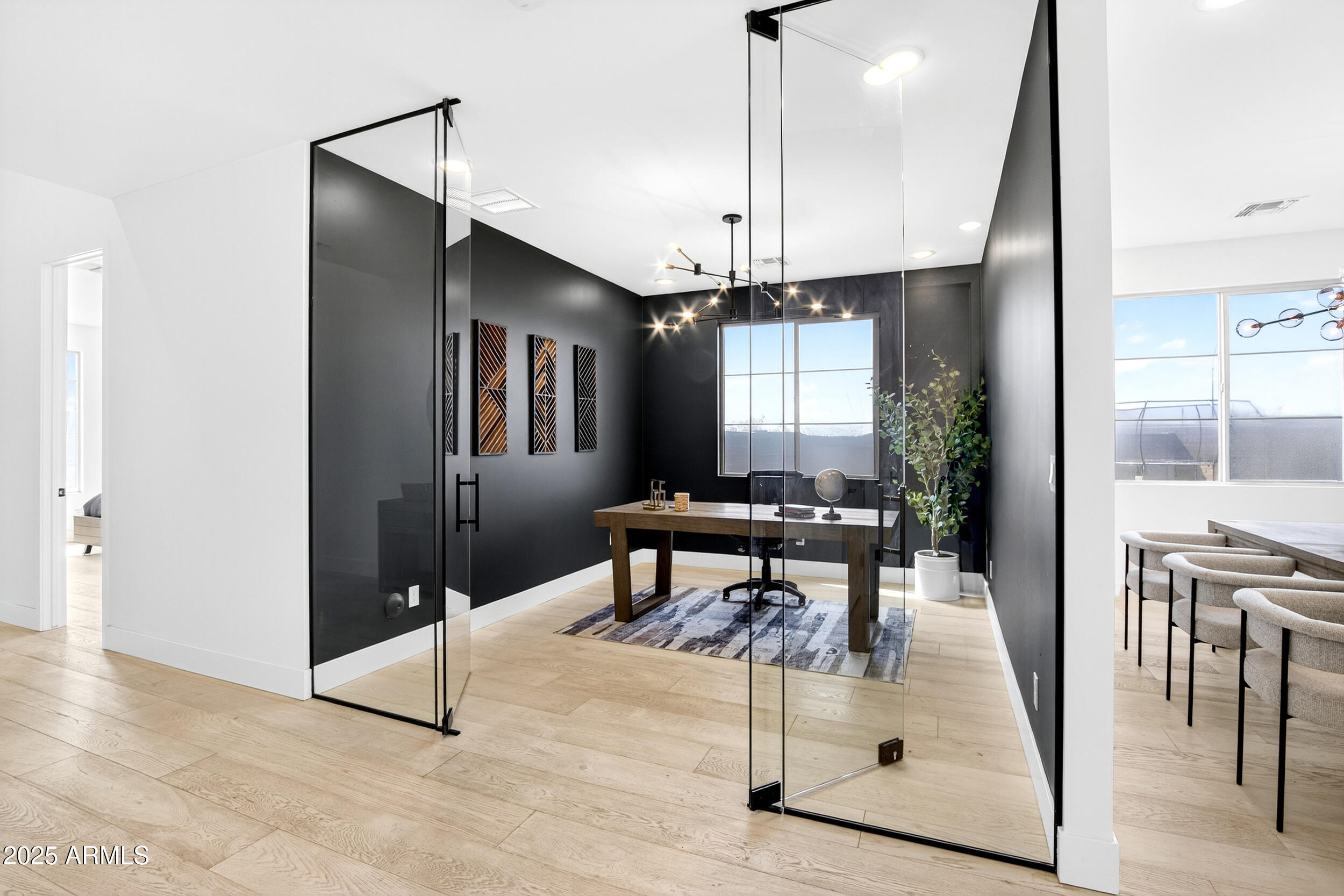 4247 South Element Mesa, AZ 85212 - Photo 31 of 120 31_084_251_a4m_luxtwins