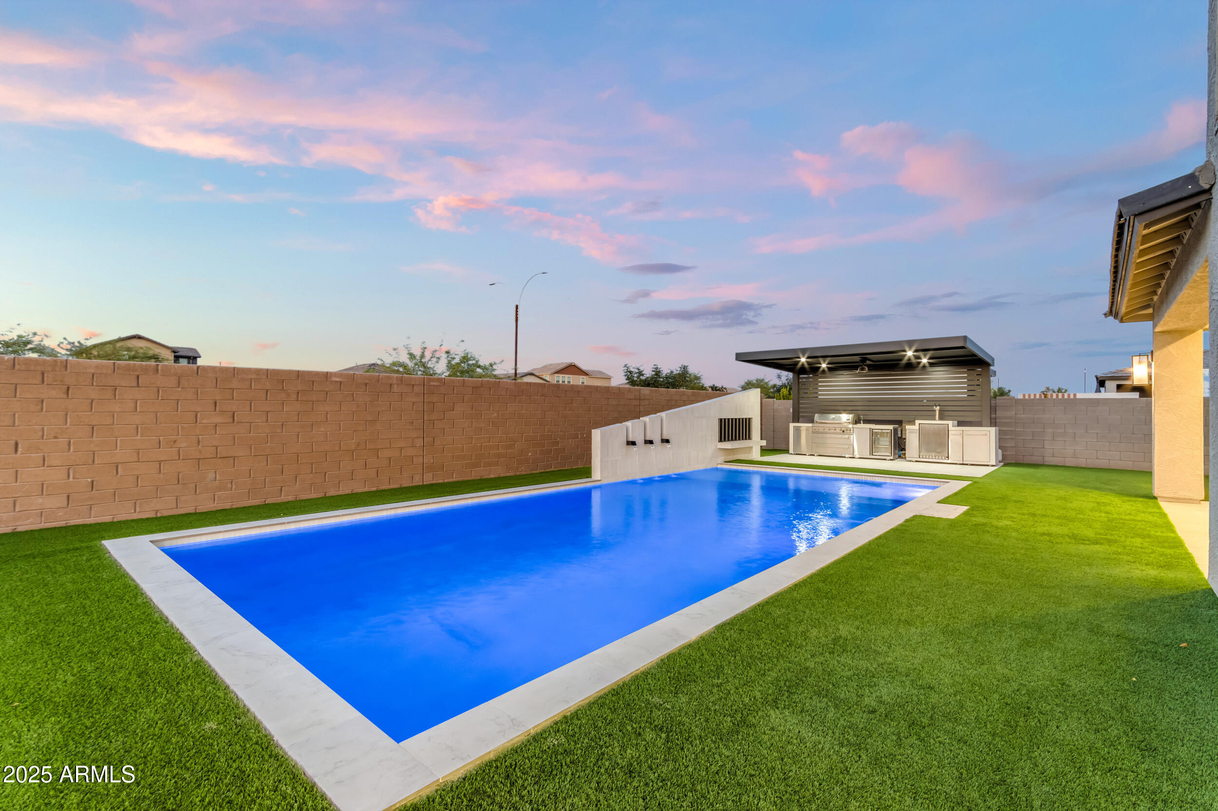 4247 South Element Mesa, AZ 85212 - Photo 85 of 120 19_580_a4m_luxtwins