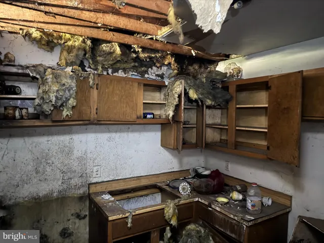 wooden floor with window in an empty room