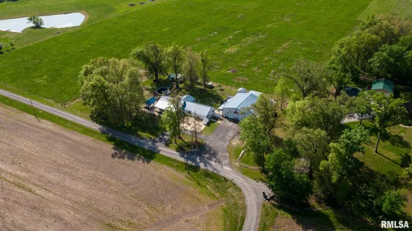 $279,900 | 4161 Lagrande Trace, Carterville, IL 62918