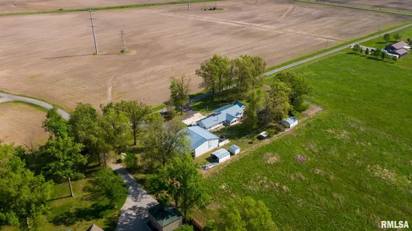 $279,900 | 4161 Lagrande Trace, Carterville, IL 62918