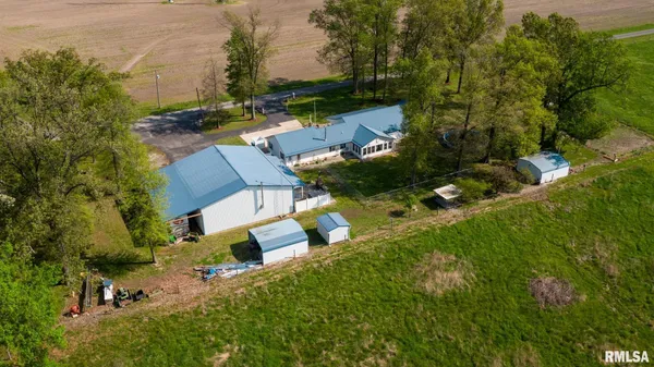 $279,900 | 4161 Lagrande Trace, Carterville, IL 62918