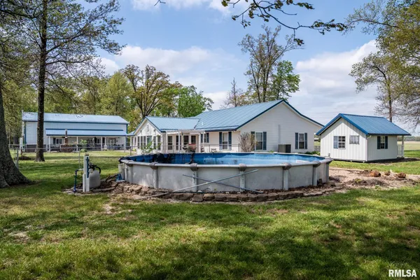 $279,900 | 4161 Lagrande Trace, Carterville, IL 62918