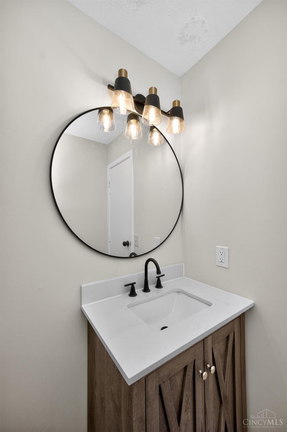 11424 Riga Court Forest Park, OH 45240 - Photo 23 of 49