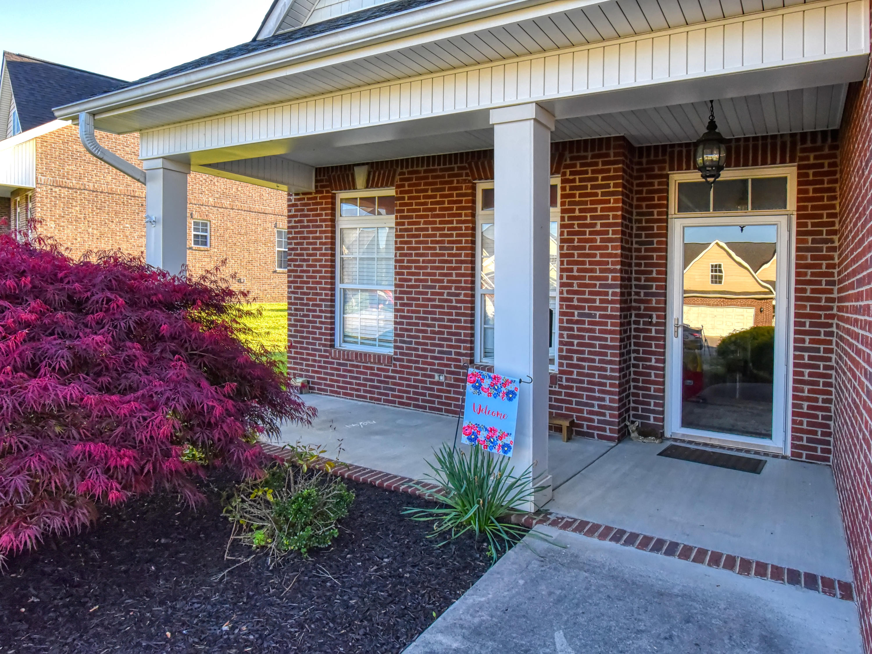 102 Meridian Way Clinton, TN 37716 - Photo 2 of 26 Welcome Home!